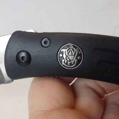 Smith & Wesson Pocket Knife