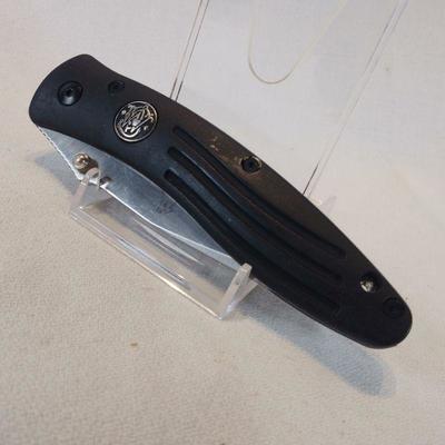 Smith & Wesson Pocket Knife