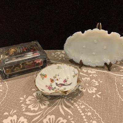 China Mini Trinket Dishes and Buttons Lot