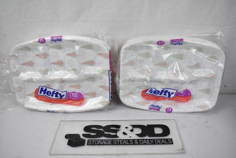 Styrofoam Tray Plates by Hefty. 2 packages of 15 each, Christmas Theme