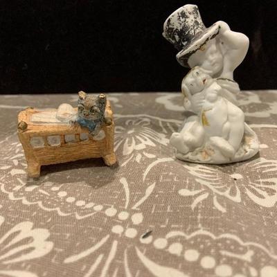 Knick knack  Lot