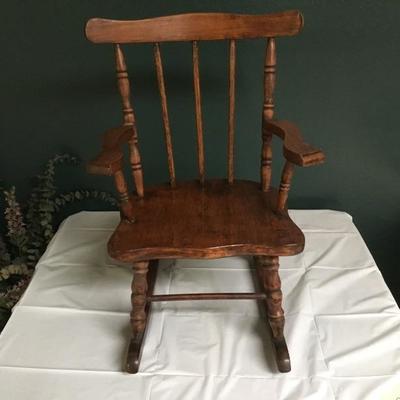 F-129 Vintage childâ€™s Rocker