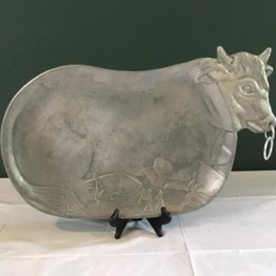 F-136 Vintage Large Aluminum Cow Design Serving Platter