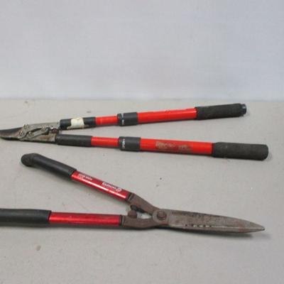 Lot 9 - Hedge Shears & Loppers