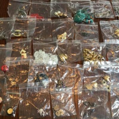 F-164 Huge Lot of Vintage Costume Jewelry