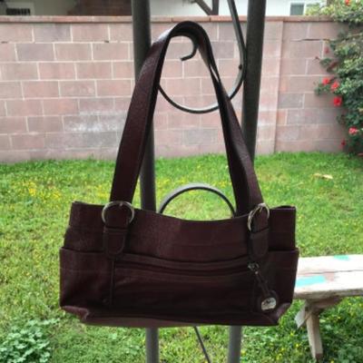 Purse, new with tag NWT Relic maroon  