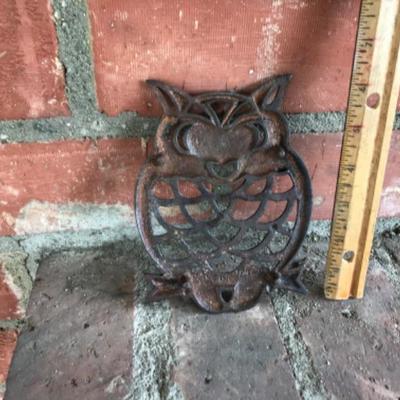 Owl trivet, cast iron, vintage, MCM 