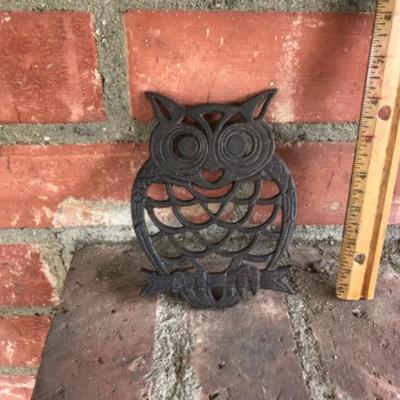Owl trivet, cast iron, vintage, MCM 