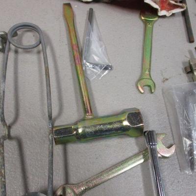 Lot 25 - Plumb Line - Pipe Wrench 