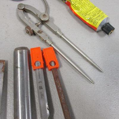 Lot 27 - Vintage Nooitgedagt Made in Holland Chisels - Squares