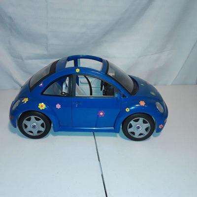 Large Lot of Barbie and barbie style dolls Accessories