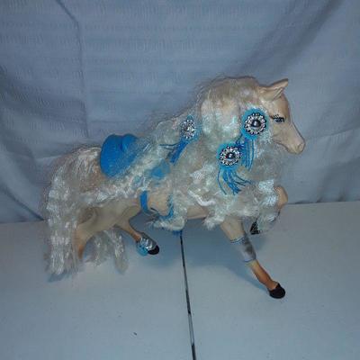 Large Lot of Barbie and barbie style dolls Accessories