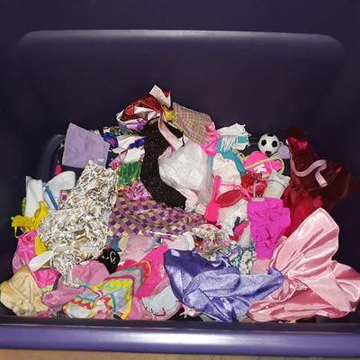 Large Lot of Barbie and barbie style dolls Accessories