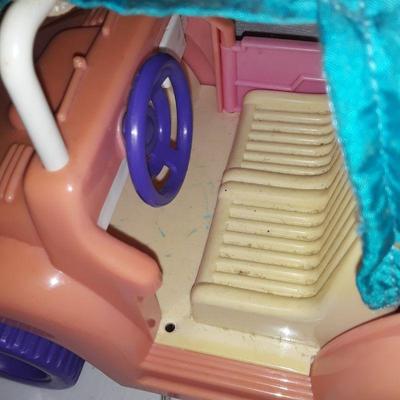 Large Lot of Barbie and barbie style dolls Accessories