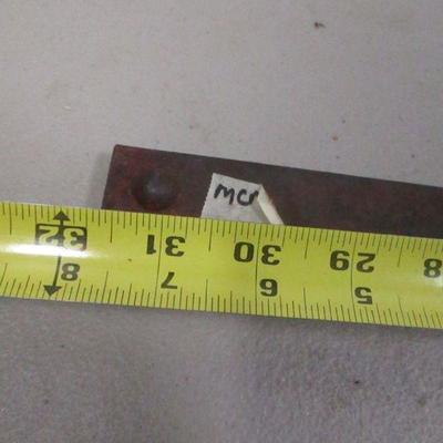 Lot 36 - Fence Stretcher 