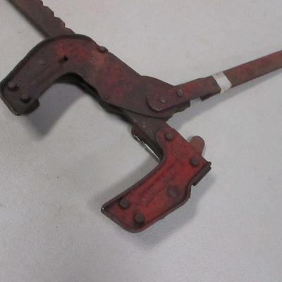 Lot 36 - Fence Stretcher 