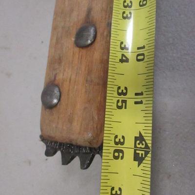 Lot 38 - Barb Wire & Fence Wire Stretcher 
