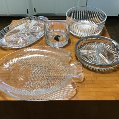 K-104 Lot of 5 Serving Trays and Bowls