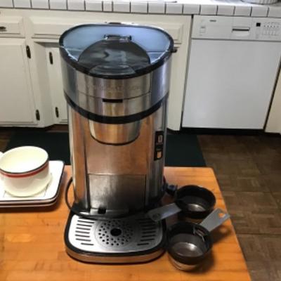 K-107 Kitchen Lot Enjoy Coffee and Snacks with Serving Basket & Mugs w/Snack Plates