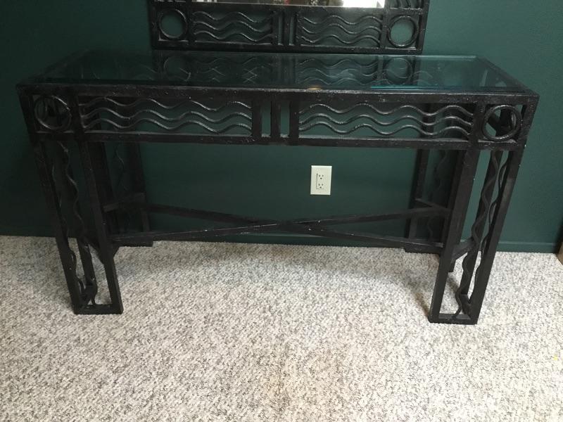 F168 Rod iron entry table with beveled glass, big and heavy