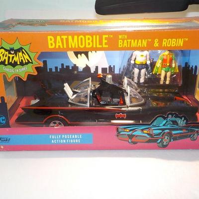 Batmobile with Batman and Robin / 1960's Replica (In Box)