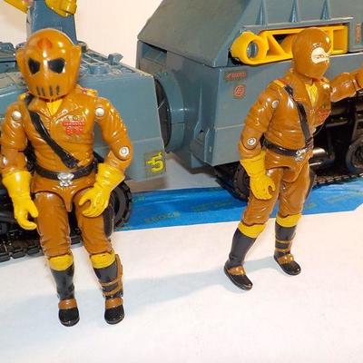 G.I. Joe / COBRA MAGGOT w/2 worm figures.