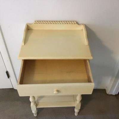 B3-103 Vintage Tall White Nightstand 