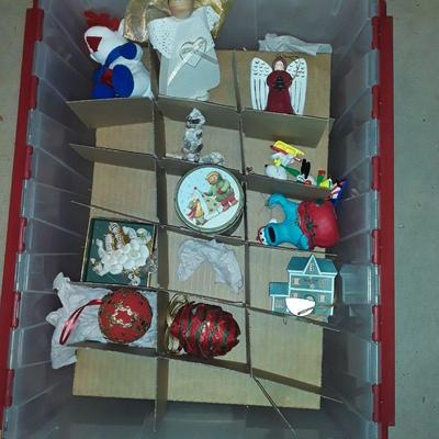 Lot Christmas "ornaments"
