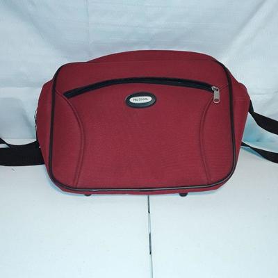 Lot 5 pieces of soft side luggage