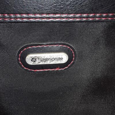 Lot 5 pieces of soft side luggage