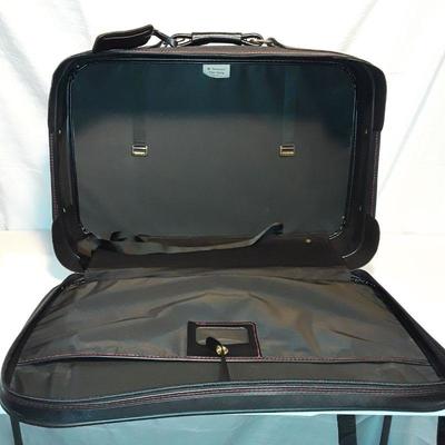 Lot 5 pieces of soft side luggage