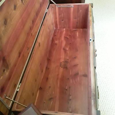 Vintage Lane Cedar Chest