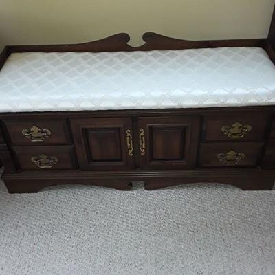 Vintage Lane Cedar Chest
