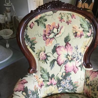 L-112 Victorian parlor chair