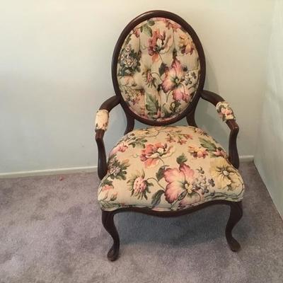 L-113 Queen Anne parlor chair