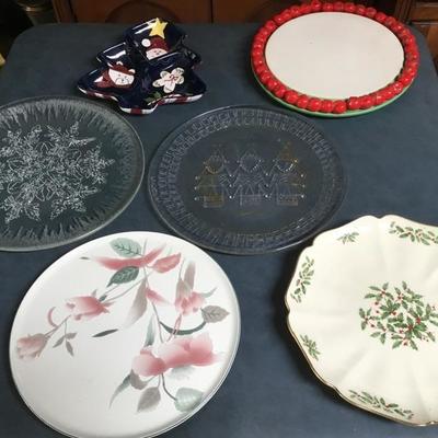 F-180 Lot of holiday serving platters