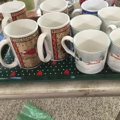 F-181 Miscellaneous table lot  holiday and home Decour