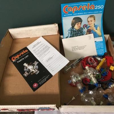 F-184  large lot of Lego, Duplo and capsela Building