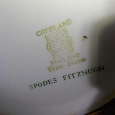 Copeland " Spodes Fitzhugh" , "Fine Stone". Milk and Creamer.