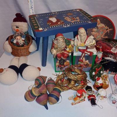 Lot Holiday decor