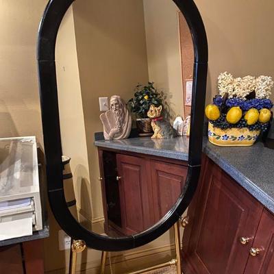 Stand-up Mirror