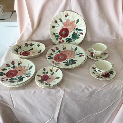 G-118 Four placesetting blue ridge southern pottery, two Cups and saucers