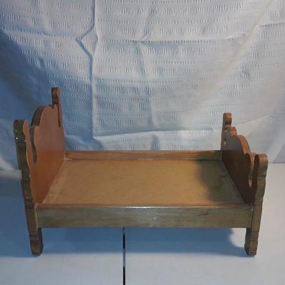 Lot Doll Beds and American Girl Doll Accessories 