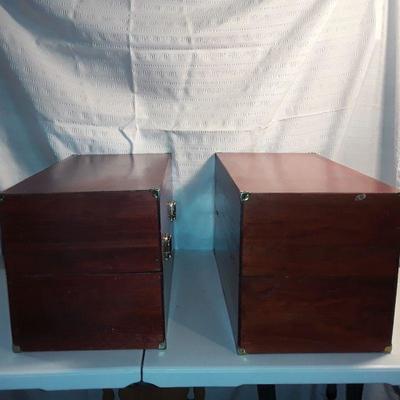 Lot Doll Beds and American Girl Doll Accessories 