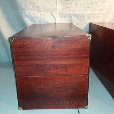 Lot Doll Beds and American Girl Doll Accessories 