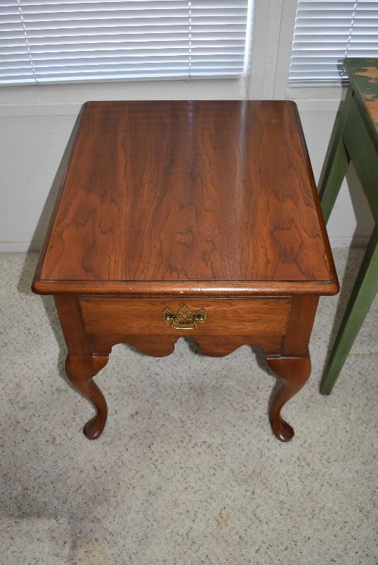 Thomasville Single Drawer End Table