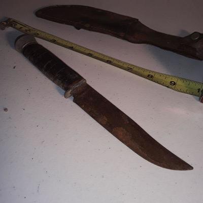 Two hunting/fishing knives