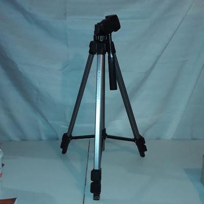 Quantaray Camera Tripod