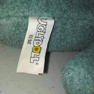 Two Ugly Dolls Ice bat