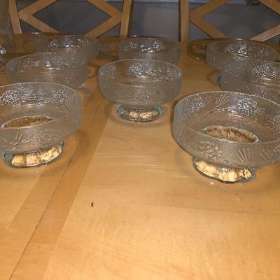 27 Piece Dinnerware Set